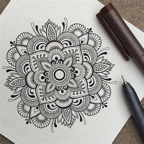 Sch Ne Mandala Zeichnung Ideen How To Mandala Art Lesson Easy