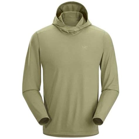 6 Best Sun Hoodies For Hiking 2023 Sun Protection Shirts