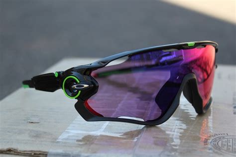 Mark cavendish takes a back seat in oakley's 'square o' lifestyle sunglasses; Oakley Jawbreaker Sunglasses | Bicycle Touring Guide Review