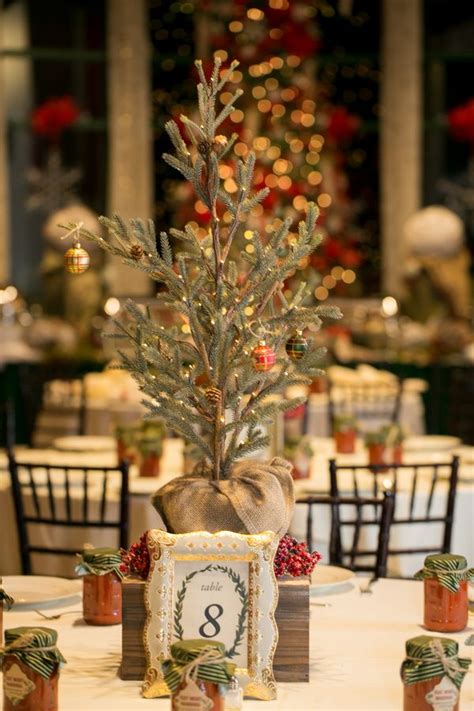 December Wedding Ideas You NEED To See! - Glittery Bride | Christmas