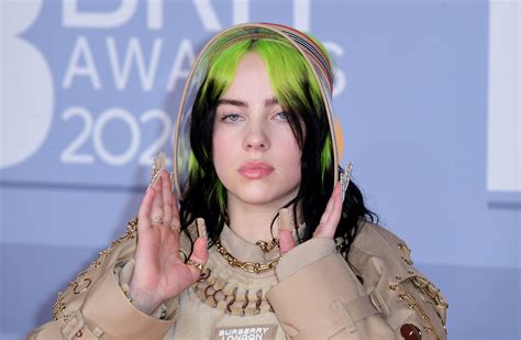 Billie Eilish Apologized For A Resurfaced Video Of Her Using A Racial