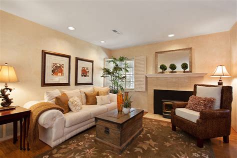 Staging Ideas Traditional Living Room San Francisco By Clark