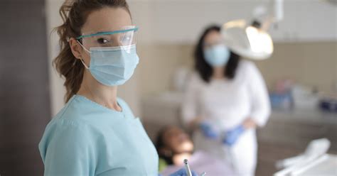 Qualities Of A Good Dentist Things You Should Expect From Your Dentist