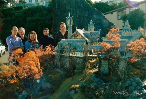 Behind The Scenes Photos Of Famous Movies Created Using Miniature Models Blazepress Old