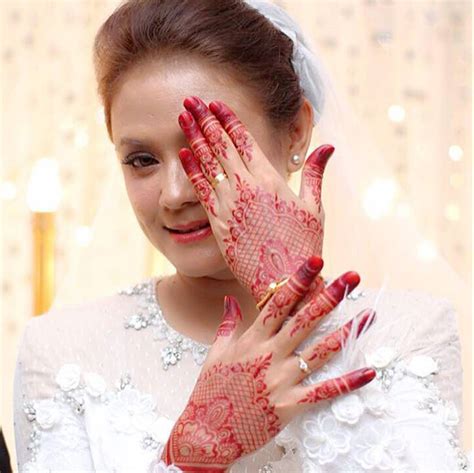1000 kumpulan kata kata rindu buat pacar sahabat pacar mantan. Nita Hamzah Bagi Teguran Pedas Buat 'Si Mulut Jahat' Yang Kata Baju Nikahnya Seksi! - Media Hiburan