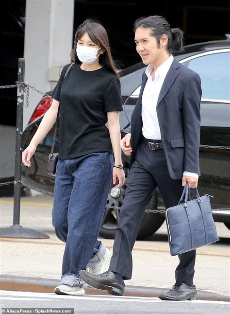 Princess Mako And Commoner Husband Kei Komuro Enjoy A Stroll In New