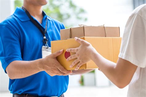 Small Business Shipping Guide How To Save Time Money And Find The B
