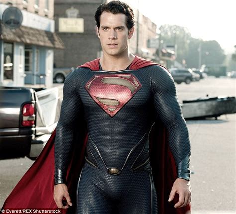 Supermans Henry Cavill Spotted Cosying Up To A Bristol