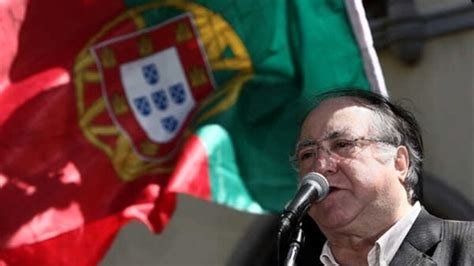 Vasco lourenço da cunha son of d. Vasco Lourenço discute medidas contra nova ″maioria silenciosa″