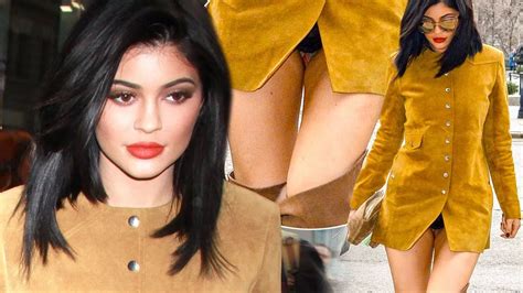Kylie Jenner Accidentally Flashes Knickers In Daring Thigh Skimming