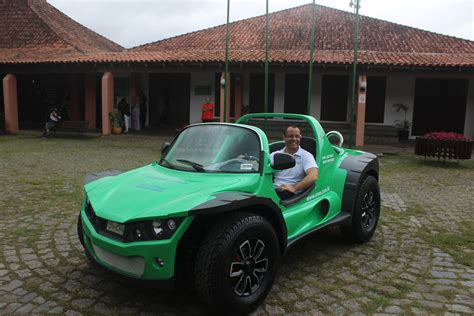 Startup Paranaense Cria Primeiro Carro El Trico Fabricado Em S Rie