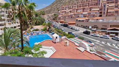 Well priced, 2 bed, 2 bath Apartment For Sale in Castle Harbour, Los