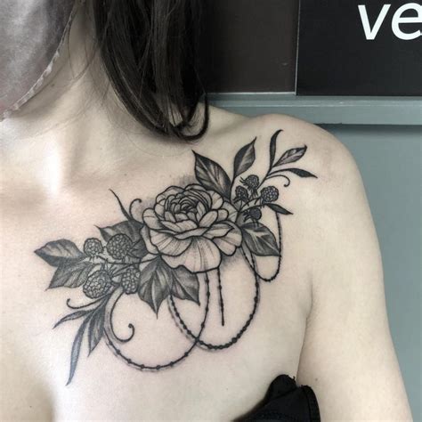 Best Chest Tattoo For Women Ideas You Ll Have To See To Believe