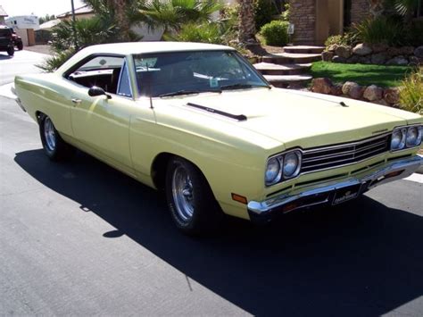 1969 Plymouth Roadrunner 440 6 Pack 5 Speed Tremec Trans New Paint