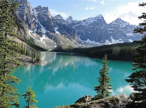 Top Most Beautiful Lakes In The World Must Visit In