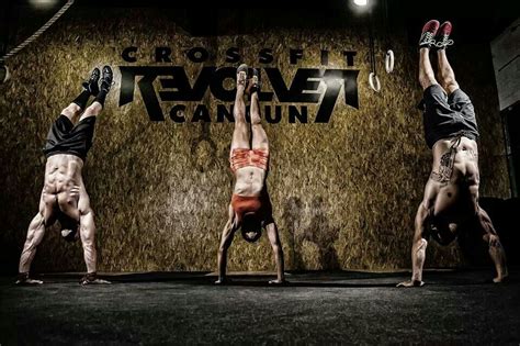 Push Up Handstand Elite Fitness Crossfit Inspiration Crossfit