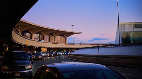 Dont Renovate Newark Airport Demolish It Panel Says Business