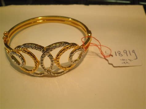 Gelang emas berlianlistring classic bangle. AHMAJ JEWELLERIES ONLINE 2U: BARANG KEMAS 916 - GELANG ...