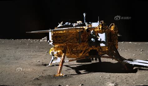 Chinas Yutu Moon Rover And Change 3 Lander Gallery Of New Images