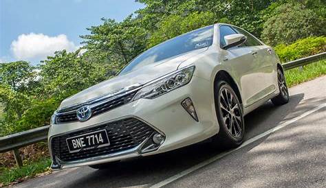 Review: 2015 Toyota Camry Hybrid, it's back and it's GOOD [+Video