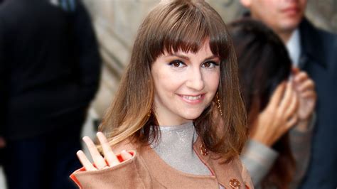 lena dunham posts nude photo with body positive message on instagram glamour