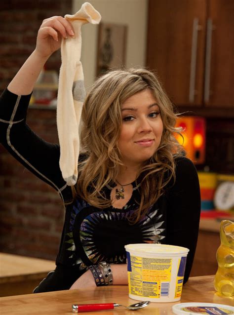 NickALive Nickelodeon And ICarly Star Jennette McCurdy Talks About Sam Puckett S Favourite