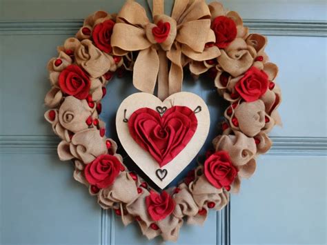 5 Diy Valentines Door Wreath Ideas Using Dollar Tree Heart Frame
