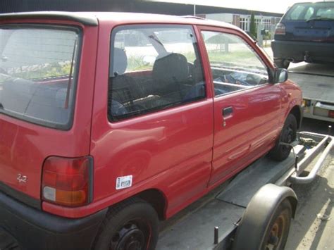 Daihatsu Cuore Domino Domino Sloopvoertuig Rood