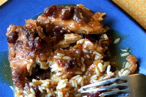 This list of the best crockpot recipes includes ideas for stews, soups, chili, pot roast, chicken, pork, potatoes, and pasta. Delicious Crock Pot Chicken - Detroit Mommies