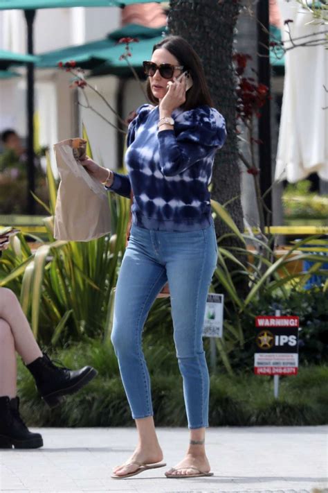 Lauren Silverman In A Blue Jeans Was Seen Out In Malibu Celeb Donut