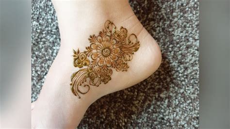 Very Beautiful And Very Easy Mehndi Design For Feet Youtube