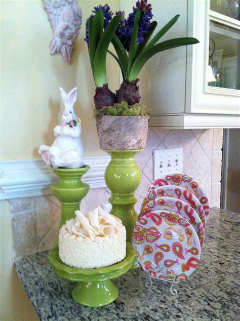 Easter And Spring Kitchen And Dining Room Decorating Ideas
