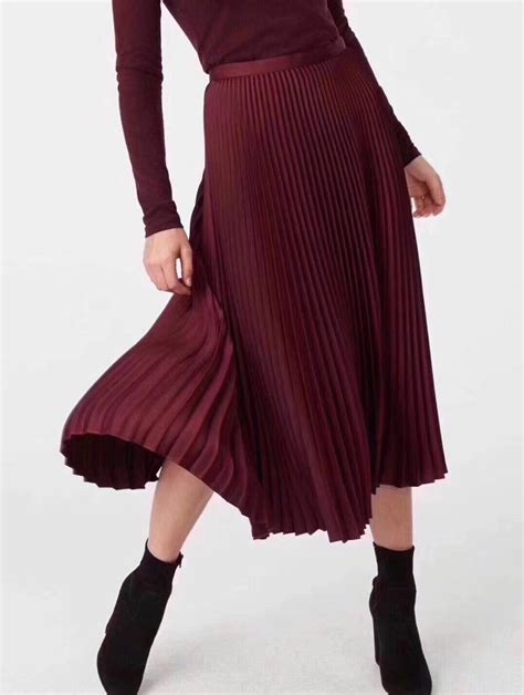 Women Empire Waist Burgundy Pleated Midi Skirt In Skirts From Womens