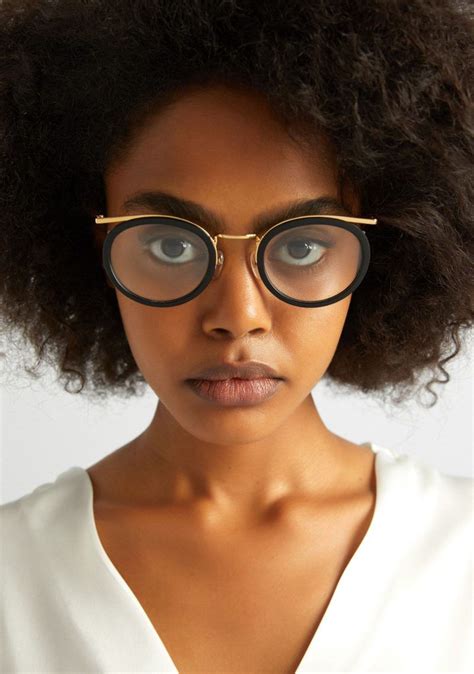 32 Eyeglasses Trends For Women 2019 Glasses For Round Faces Glasses Trends Eyewear Inspiration
