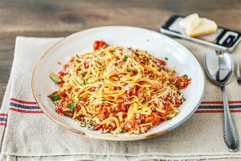 Mighty Meatless Bolognese with Seitan and Tagliatelle Pasta | Recipe ...
