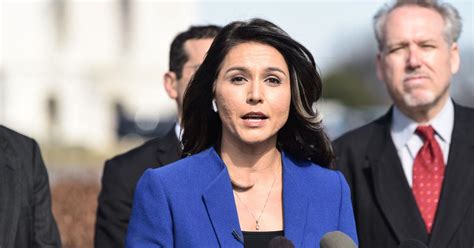 Former Us Presidential Candidate Tulsi Gabbard Quits Democratic Party