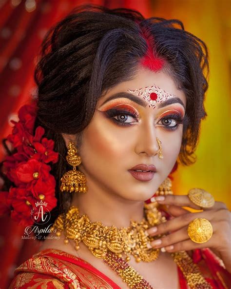 bengali bride reception look the bengali bridal look stands out for its traditional yet