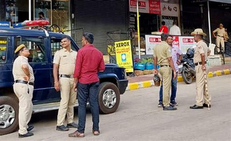 Mangalore Today Latest Main News Of Mangalore Udupi Page Cops Raid Residences Of Leaders Of