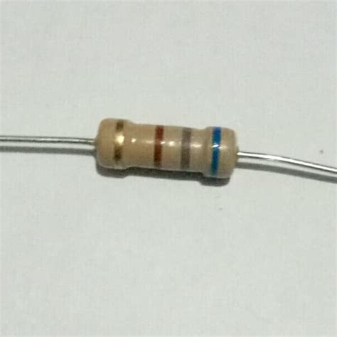 Jual Pcs25 Resistor 680 Ohm 680ohm 12w 05w25pcs Shopee Indonesia