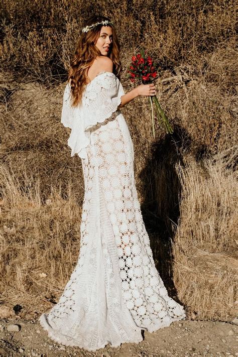 Crochet Lace Wedding Dress Made Of Vintage Off Shoulder Wedding Maxi