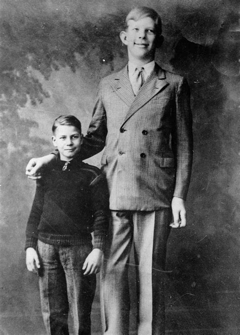 Mentes Imundas e Belas Robert Wadlow o homem mais alto que já pisou o planeta