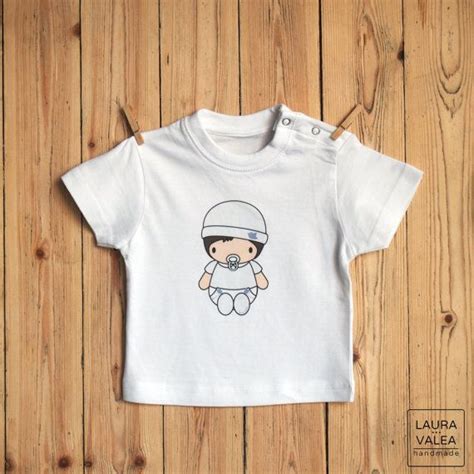 Camiseta Bebé T Shirt Boy Brown Baby Digital Por Lauravalea Blonde