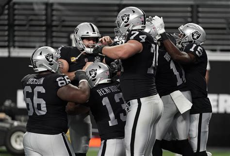 Winners And Losers From Raiders Upset Win Over The Saints In Las Vegas