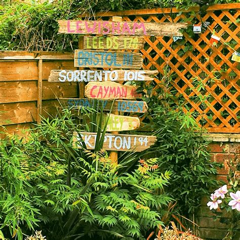 Tropical Garden Signs Made From Driftwood Hamptons Decor The Hamptons