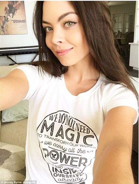 Harry Potters Scarlett Byrne Shows Off Perky Posterior Daily Mail Online