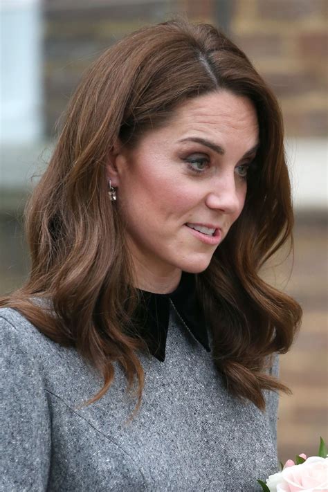 Middleton, who is seven months pregnant, was spotted with visible gray roots while out in west midlands yesterday. Kate Middleton Grey Hair 2019 - 25 Easy Summer Hairstyles ...