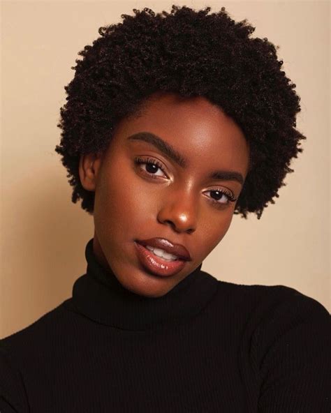 Afro Puff Curly Hair Styles Natural Afro Hair 4c Natural Natural