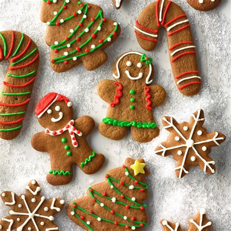 Their chewy, spicy goodness warms the mouth and warms the tummy, and are favored by everybody from little elves to santa himself. Our residents' recipe for delicious festive gingerbread ...
