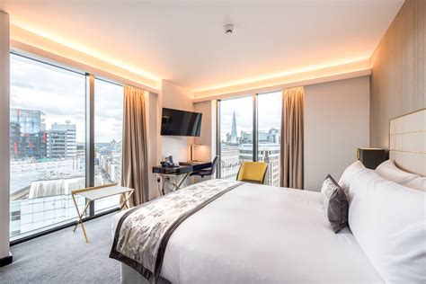 4 Star Hotel In Central London Premier Rooms At Dorsett City London