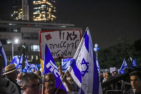 Live Rally To Support Netanyahu Israel National News Arutz Sheva